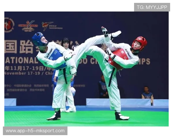 佛罗伦萨深度讨论补强控球体系：打造攻击与防守的完美平衡